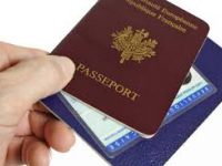 Carte d'identité et passeports biométriques : comment les obtenir ou les faire (...)
